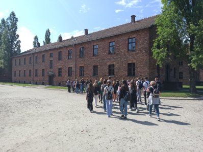WYCIECZKA DO OŚWIĘCIMIA I PSZCZYNY